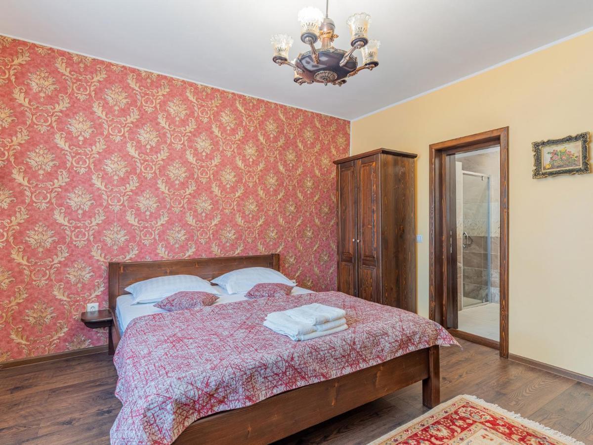 Hotel Casa Saraste Rîşnov Exteriér fotografie
