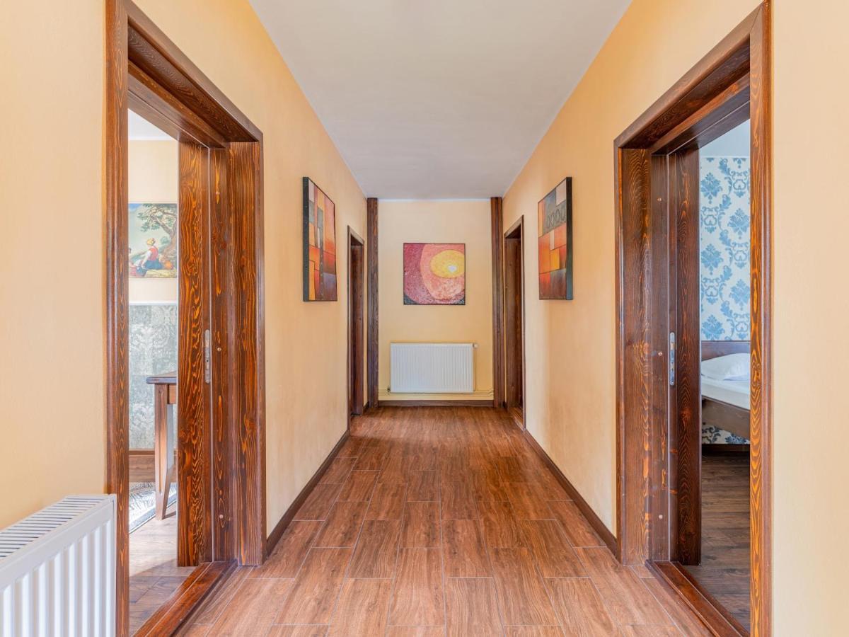 Hotel Casa Saraste Rîşnov Exteriér fotografie