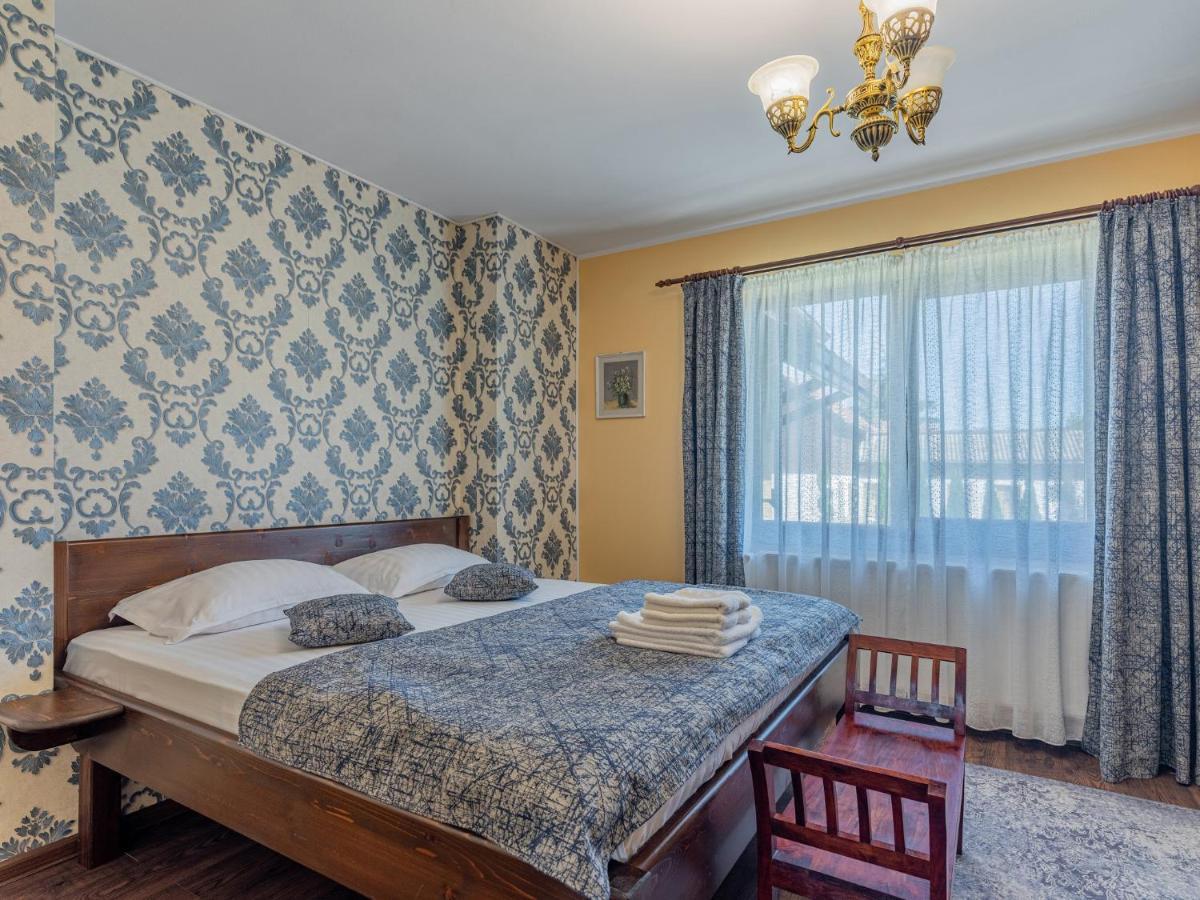 Hotel Casa Saraste Rîşnov Exteriér fotografie
