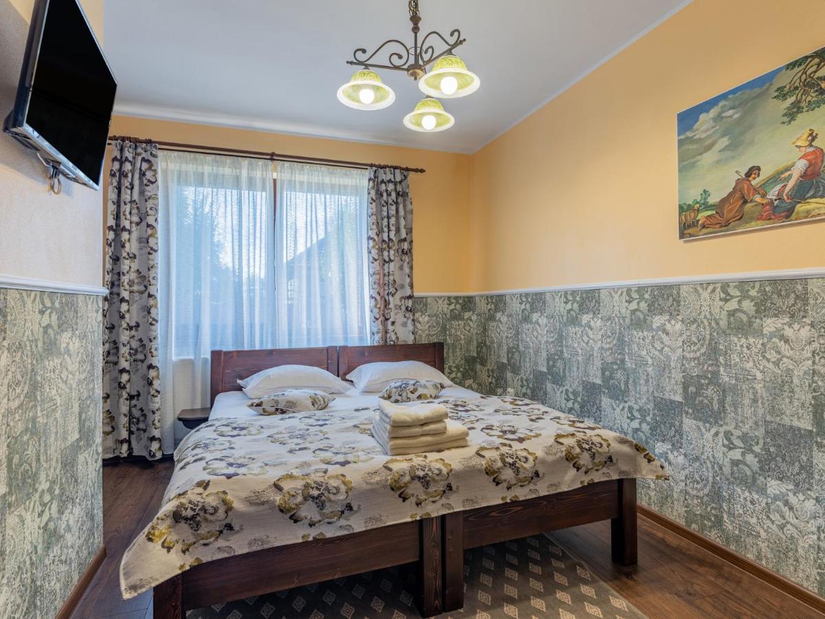 Hotel Casa Saraste Rîşnov Exteriér fotografie