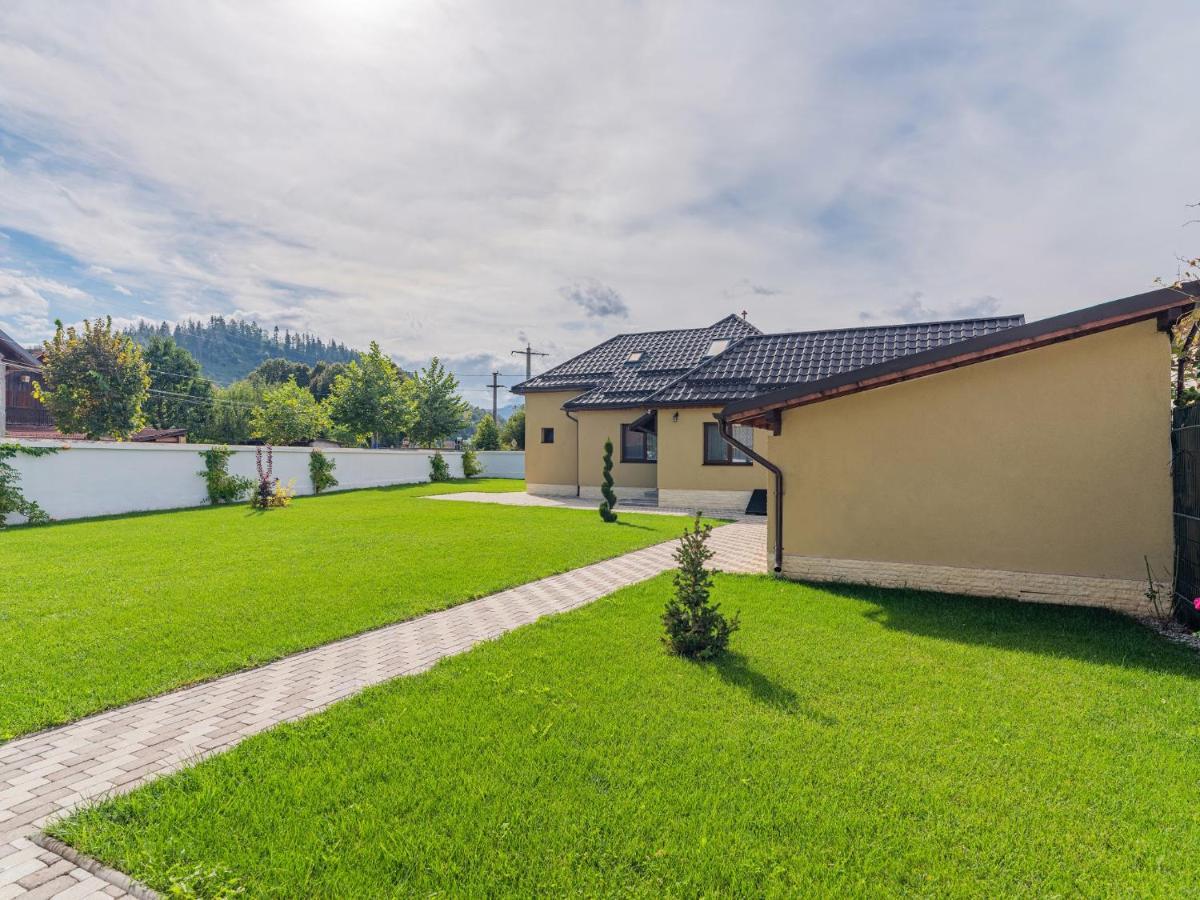 Hotel Casa Saraste Rîşnov Exteriér fotografie