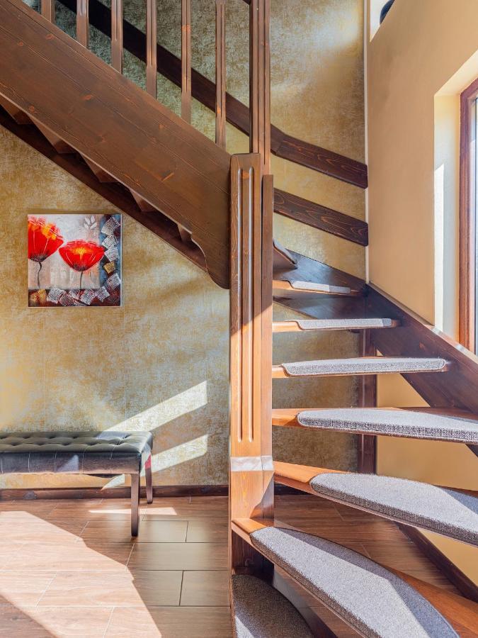 Hotel Casa Saraste Rîşnov Exteriér fotografie