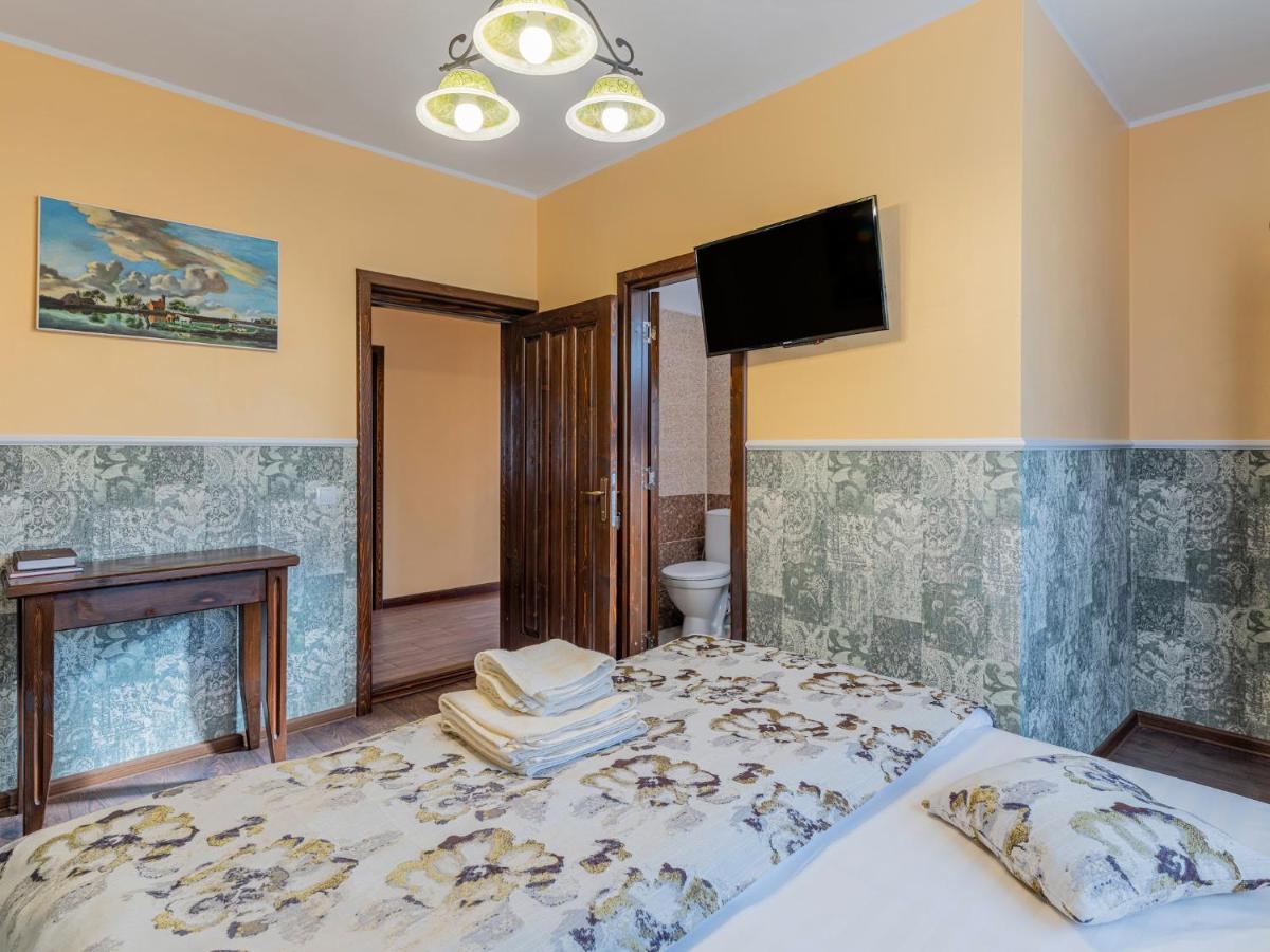 Hotel Casa Saraste Rîşnov Exteriér fotografie